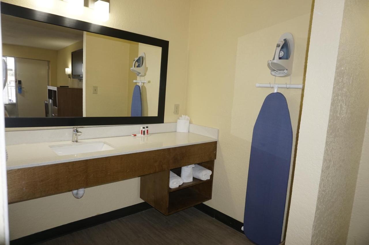 Days Inn By Wyndham Apopka/Orlando מראה חיצוני תמונה