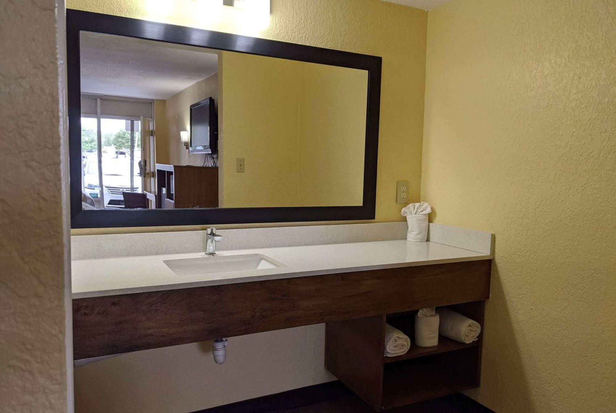 Days Inn By Wyndham Apopka/Orlando מראה חיצוני תמונה